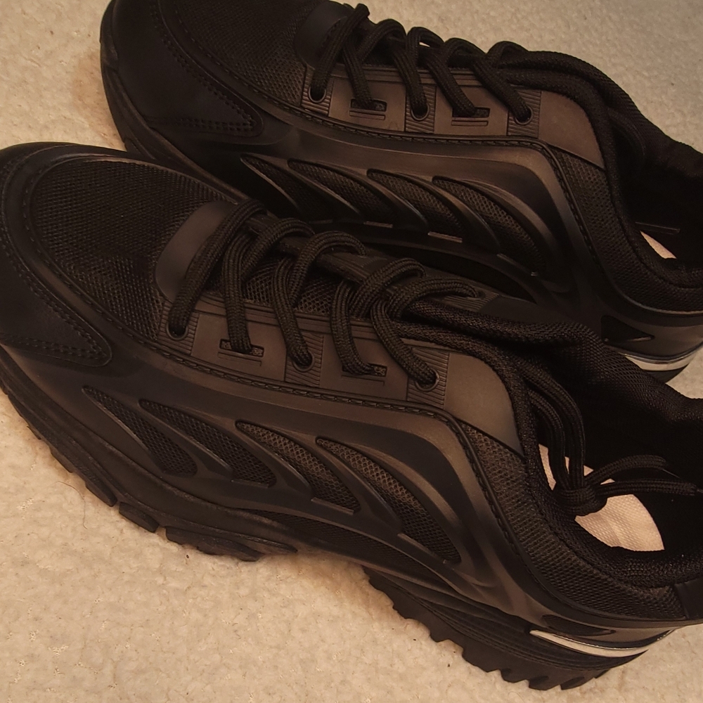 Size 10 Sneakers